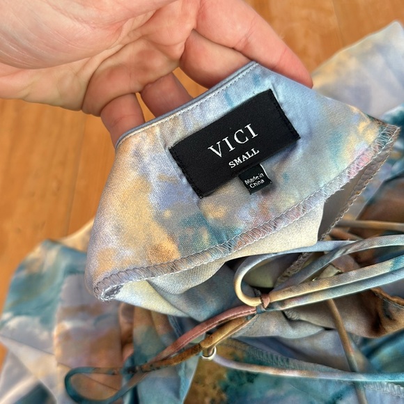 VICI light midi flowy summery dress 🦋 | Size S - Picture 3 of 10